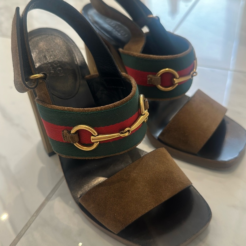 Gucci suede querelle web sandals size 38